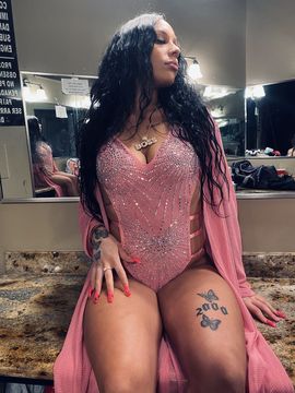 Let me be your vacation  Escorts