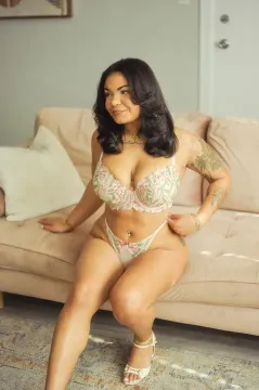 Puerto Rican and Trinidadian Playmate 📍 Milwaukee Escorts