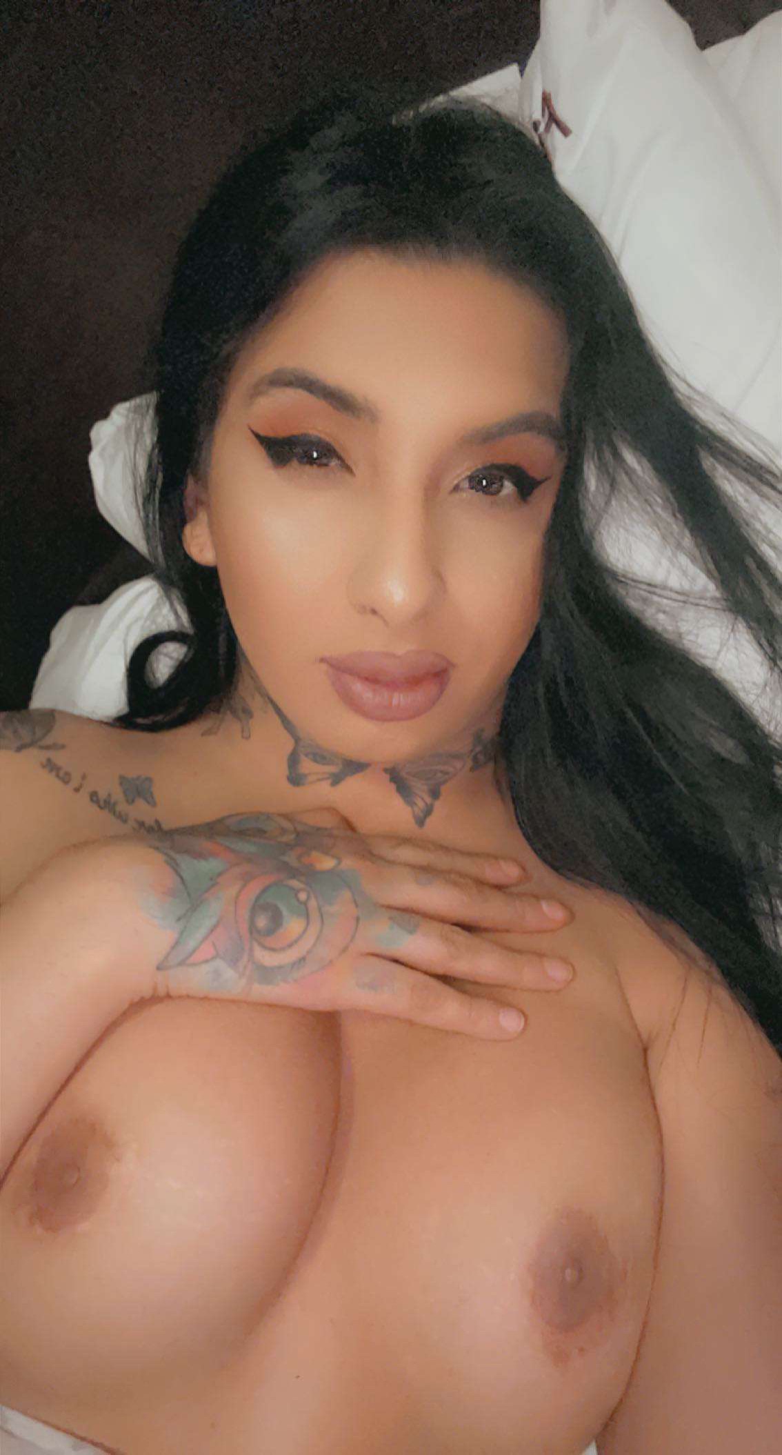 Sexy Latina FF Massage