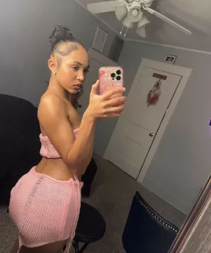 Runya Tammy Escorts