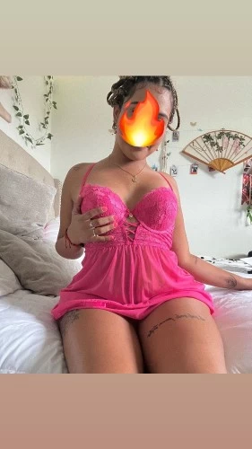 Latina Curvy Goddess 🔥 Escorts