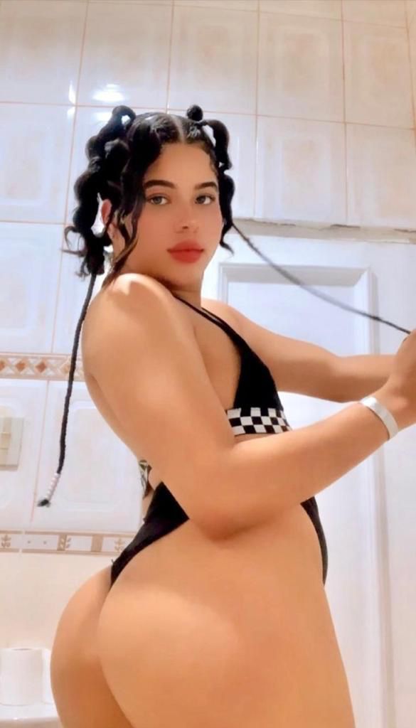 🍆🍑VANESA GOT MILK 🥛🍼WHITE BUBBLE ASS🍑🥛NATURAL🍑🍆YOUNG Escorts