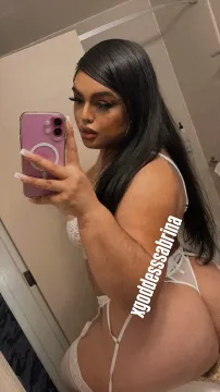Thick Hawaiian Delight Escorts