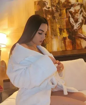 VALERY Escorts