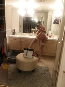 So Hot Vanessa in SFV Escorts
