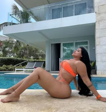 Noelia Escorts