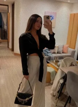 VALENTINA Escorts