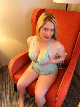 ❤️💋Incall and Outcall with the Naturally Busty Morgan Edwards❤️💋 Massage