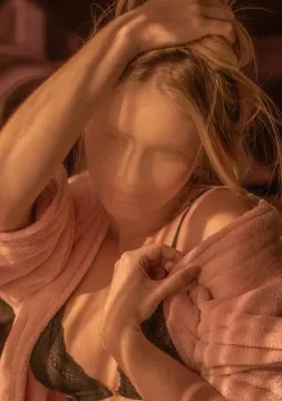 OLIVIA LAMOVIC Escorts