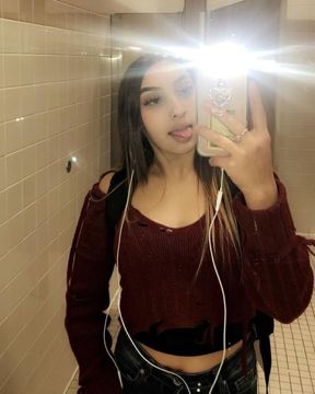  Available 24/7  Escorts