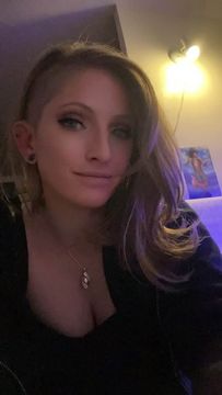 Sweet & Pretty Dont Wanna Be Lonely Tonight  Escorts