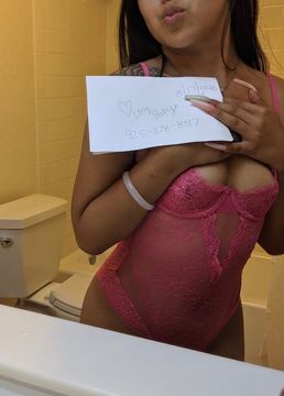 Petite Asian Beauty Ready to Play  Escorts