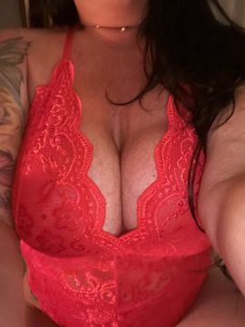  Beautiful Brunette  Massage