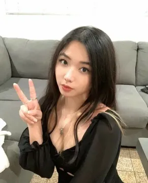 Roseline e Escorts