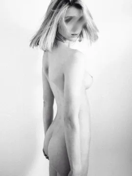 Tall slim California girl next door for FBSM Nuru outcall only🌺🌺🌺 Massage