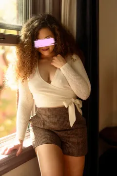 Amorous Adventurer Available to Visit Escorts