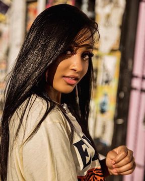 CLASSY SCHOOL GIRL FREE FOR HANGOUT  Escorts