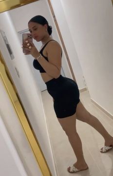 Hola soy JAROLIS soy agradable y estoy disponible las 24 horas daddy  Escorts