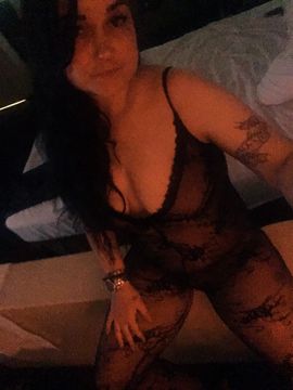 Nikki in full  Escorts