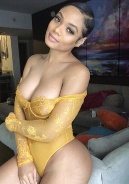Upscale Gorgeous Companion 💕💕 Escorts