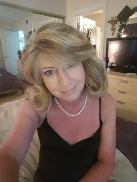 Ms Tall and Sassy Vegas T-girl Escorts